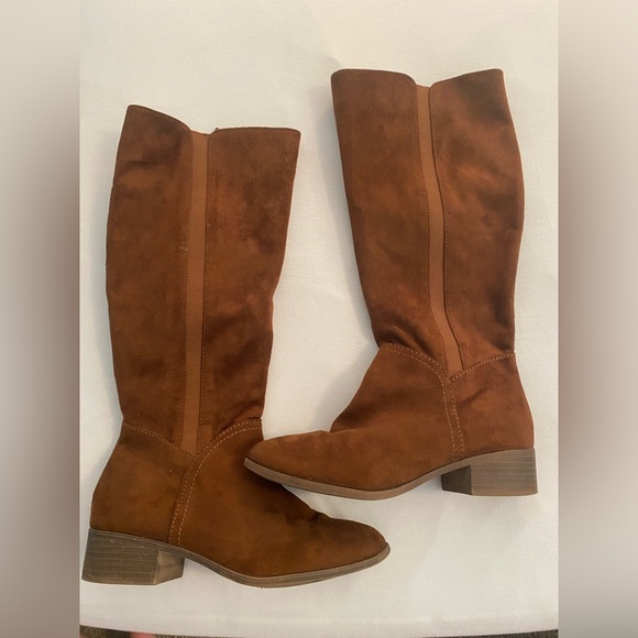 3 Universal Thread shoes + suede wedge lot. Women’s size 9 - Picture 10 of 13